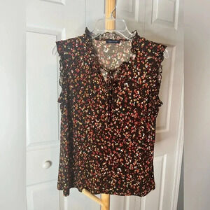 Tommy Hilfigure Top. Size Medium Excellent condition